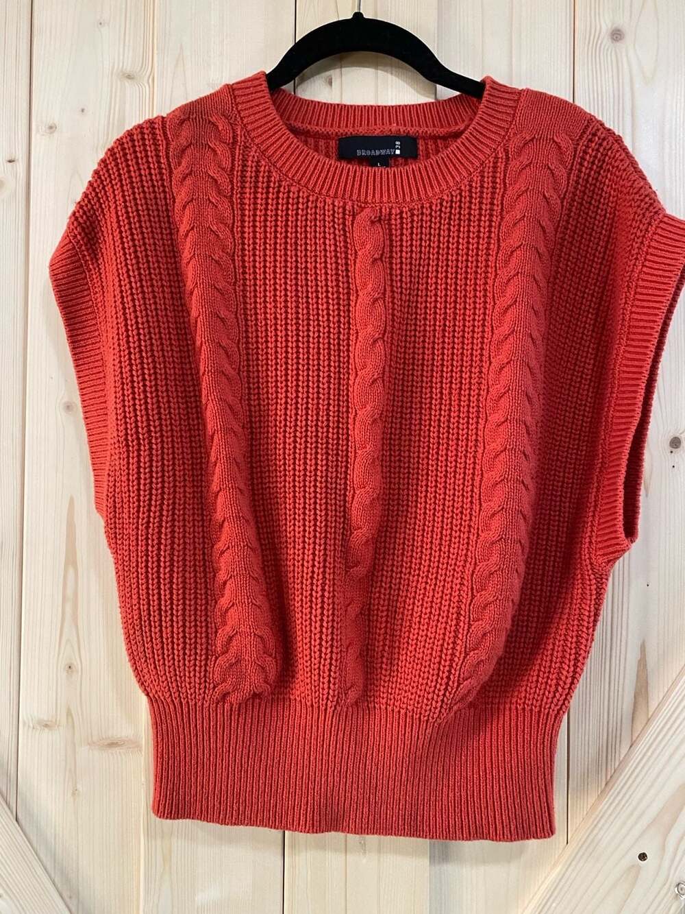 Broadway Cable Knit Sweater Vest Size L coral